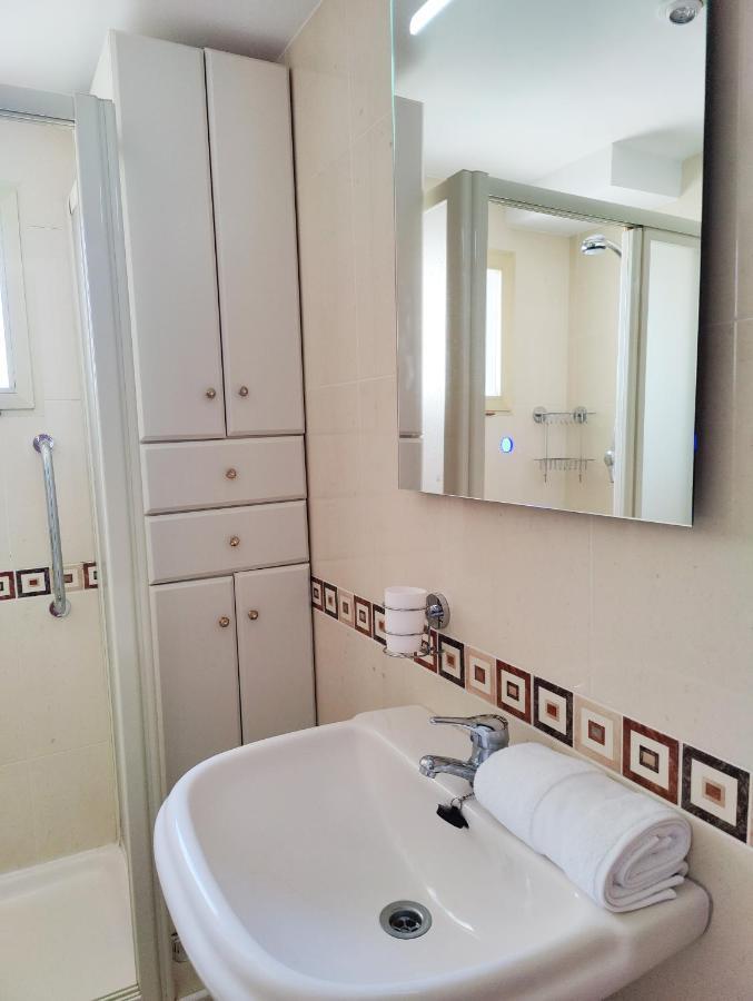 Gerona Sea View Apartments Бенидорм Экстерьер фото